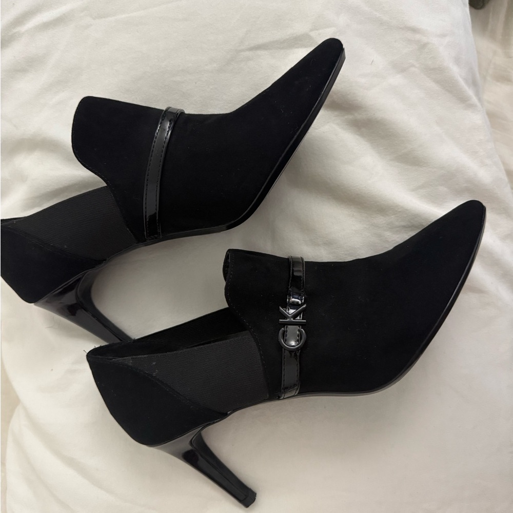 Elegant Black Women's Heeled Calvin Klein